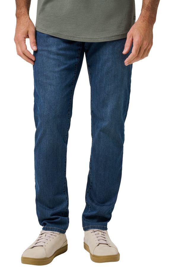 トラビスマヒュー メンズ ボトムス デニムパンツ ストレート ジーンズ TravisMathew Legacy Featherweight Straight Leg Jeans Mid Blue ブルー