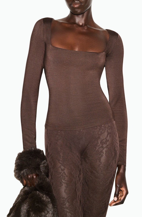 スキムズ レディース トップス シャツ SKIMSmooth Layersquare Neck Long Sleeve Top Espresso|ReVida 店