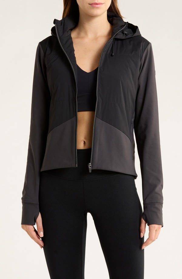 ビュオーリ レディース アウター ジャケット・ブルゾン Vuori Chilled Out Waterepellent Insulated Training Jacket Washed Black ブラック