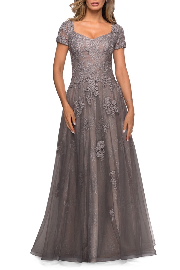 ラフェム レディース トップス ワンピース A ライン シアー キャップ レース La Femme A-line Dress with Lace Detail and Sheer Cap Sleeves Platinum