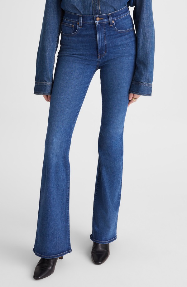 メイドウェル レディース ボトムス デニムパンツ ジーンズ Madewell The Stretch Flare Jeans Carville Wash｜ReVida 店