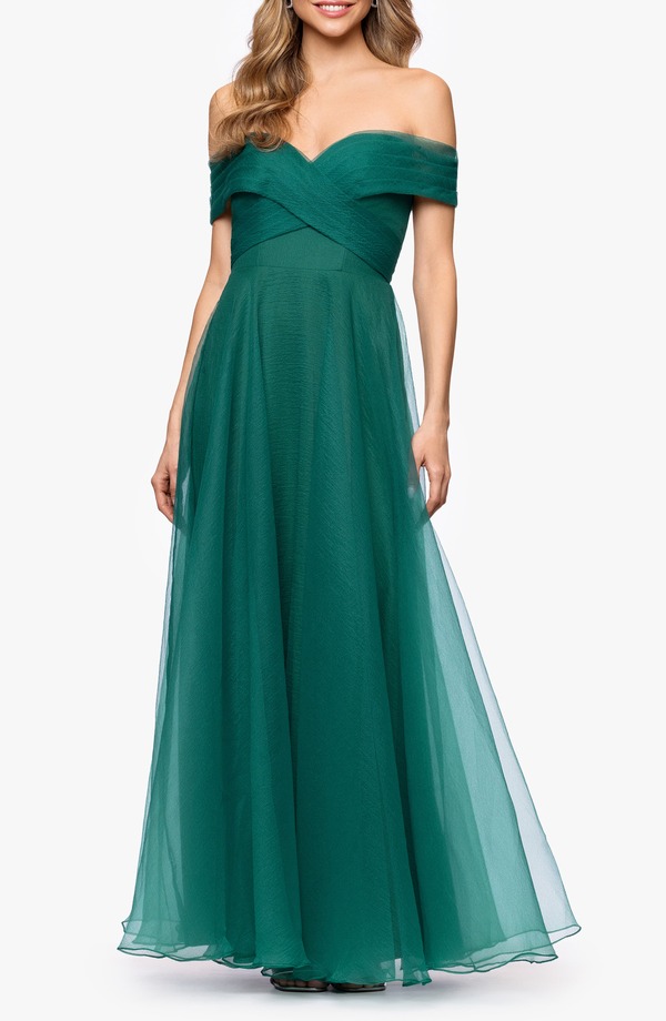 ベッツィアンドアダム レディース トップス ワンピース チュール Betsy & Adam Off-the-Shoulder Tulle Gown Green グリーン
