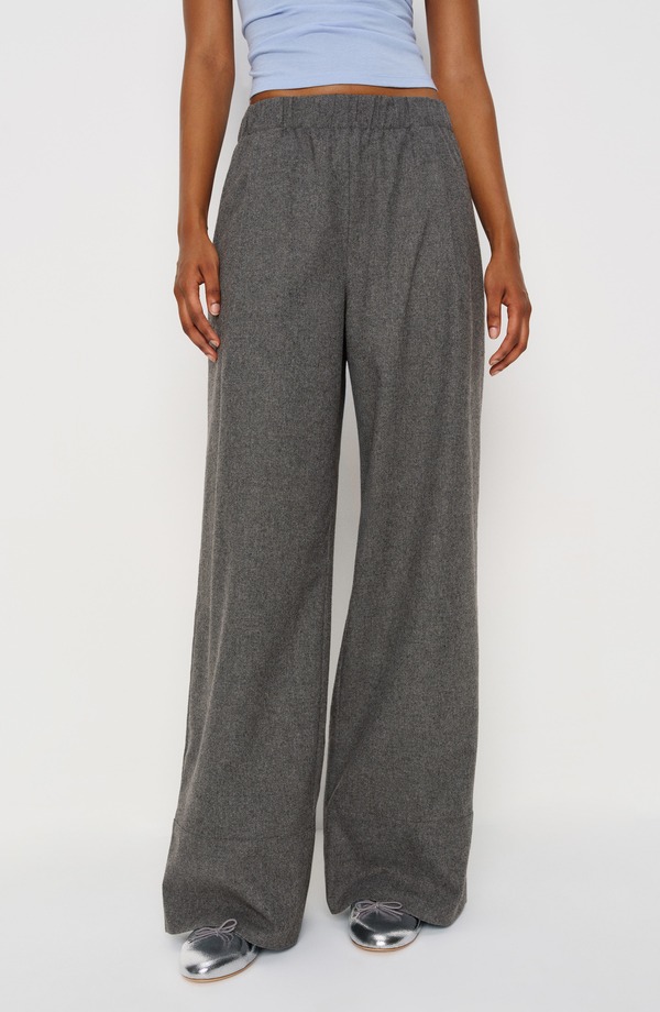 リフォーメーション レディース ボトムス レギンス ワイドレッグ ズボン下 Reformation Fernando Wide Leg Pants Grey Wool 薄墨色