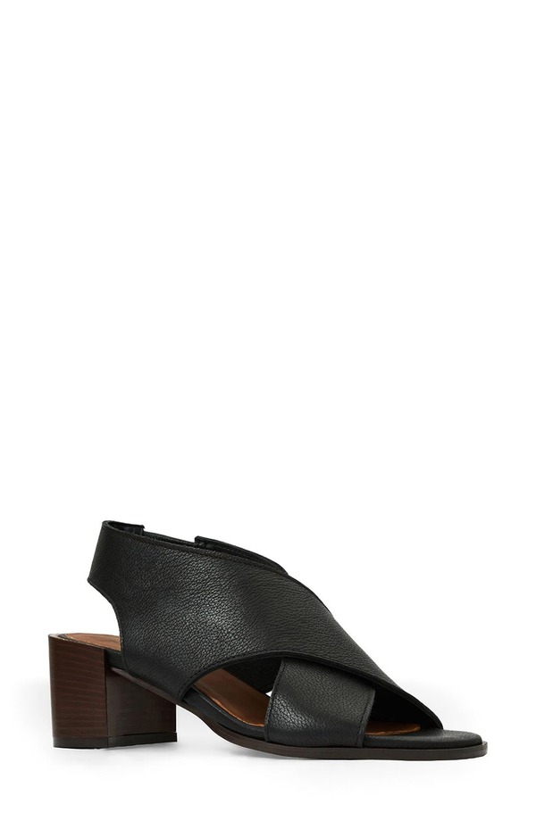 アクアタリア レディース シューズ 踵 サンダル Aquatalia Dovera Weatherproof Sandal Black Pebbled Leather 黒いこと