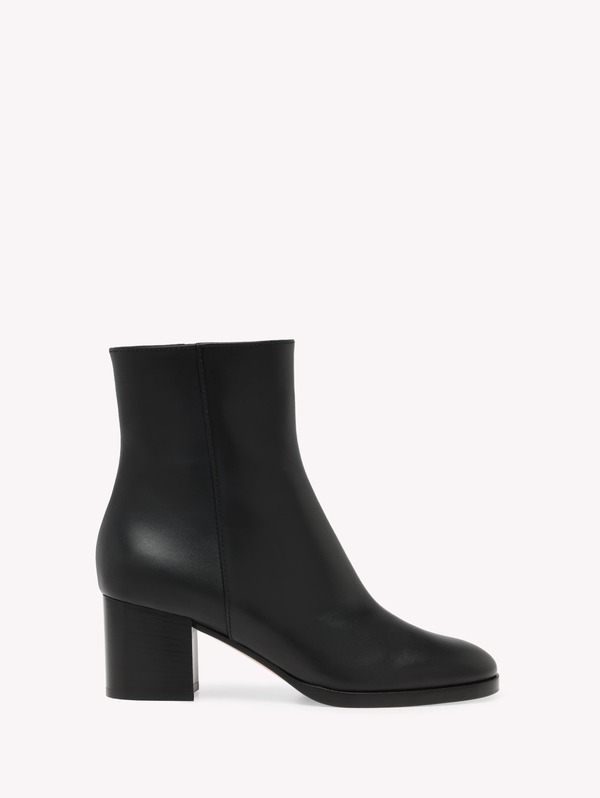 ジャンヴィト ロッシ レディース シューズ ブーツ・レインブーツ Gianvito Rossi Santiago Bootie Black Calf 黒いこと