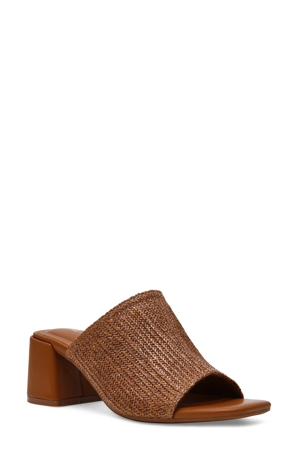 アンクライン レディース シューズ ヒール サンダル Anne Klein Flutter Slide Sandal Brown Raffia ブラウン|ReVida 店