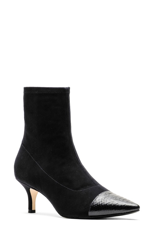 フランセスバレンタイン レディース シューズ ブーツ・レインブーツ キャップ ヒール Frances Valentine Serena Pointed Cap Toe Kitten Heel Bootie Black ブラック