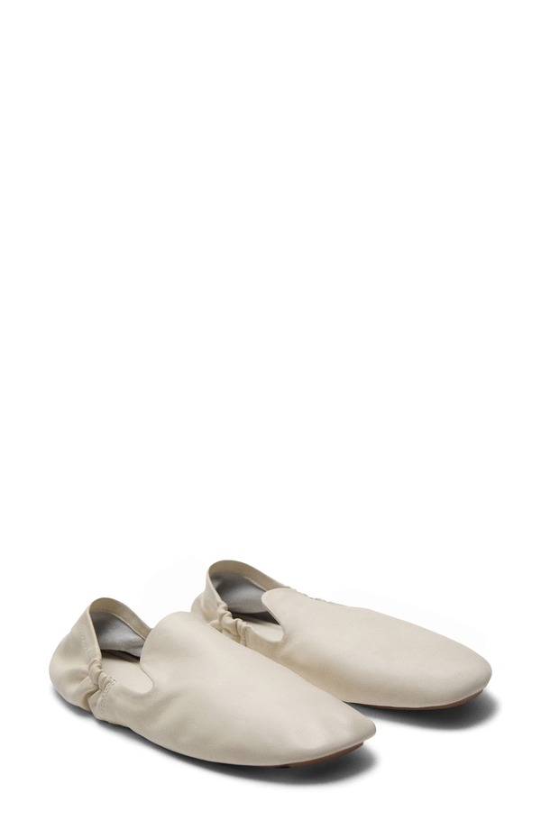 マンゴ レディース シューズ スリッポン・ローファー レザー MANGO Leather Loafer Ecru エクリュ｜ReVida 店