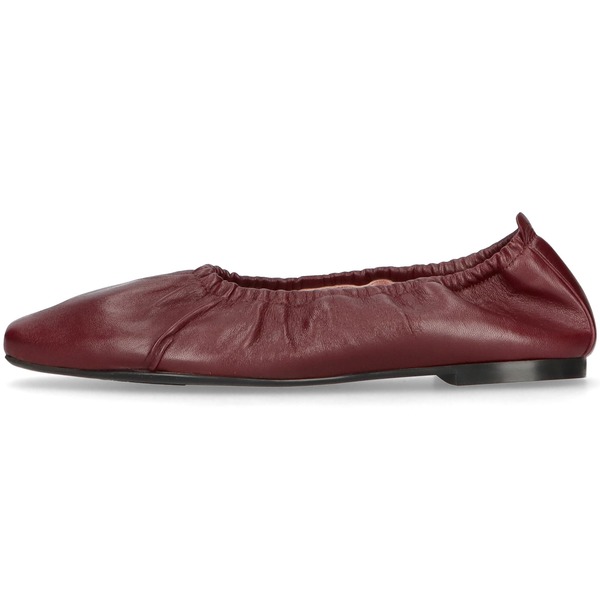 プリティ・バレリーナ レディース シューズ パンプス Pretty Ballerinas Rouched Ballet Flat Plum プラム｜ReVida 店