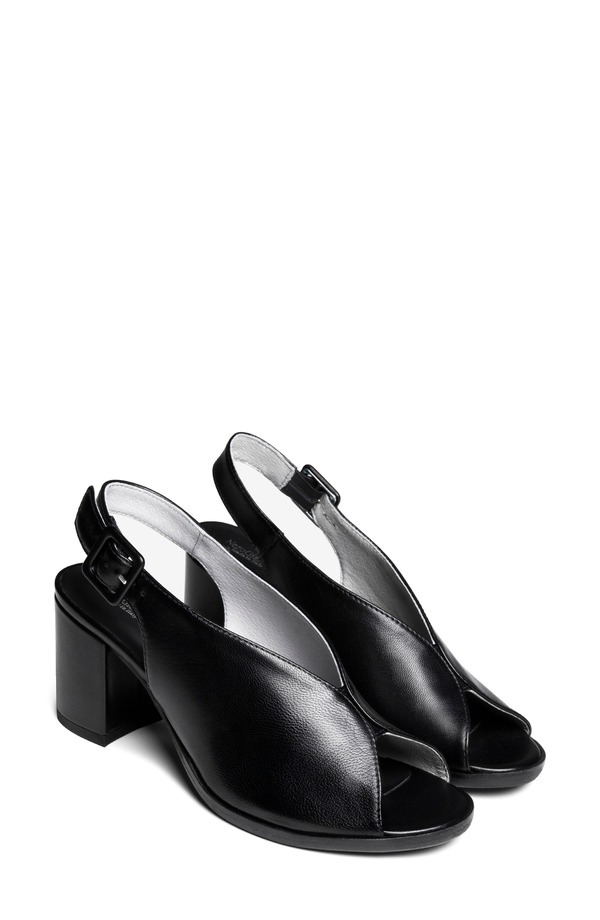 ネーロ ジャルディーニ レディース シューズ 踵 サンダル NeroGiardini Slingback Sandal Black 黒いこと