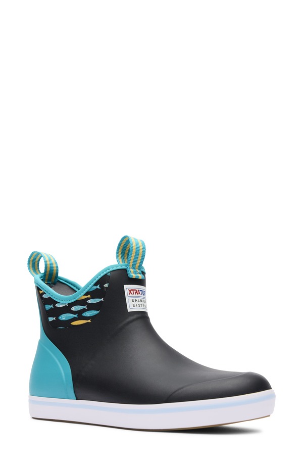 エクストラタフ レディース シューズ ブーツ・レインブーツ アンクル XTRATUF x Salmon Sisters Waterproof Ankle Deck Boot Black/ Tails And Scales 黒いこと