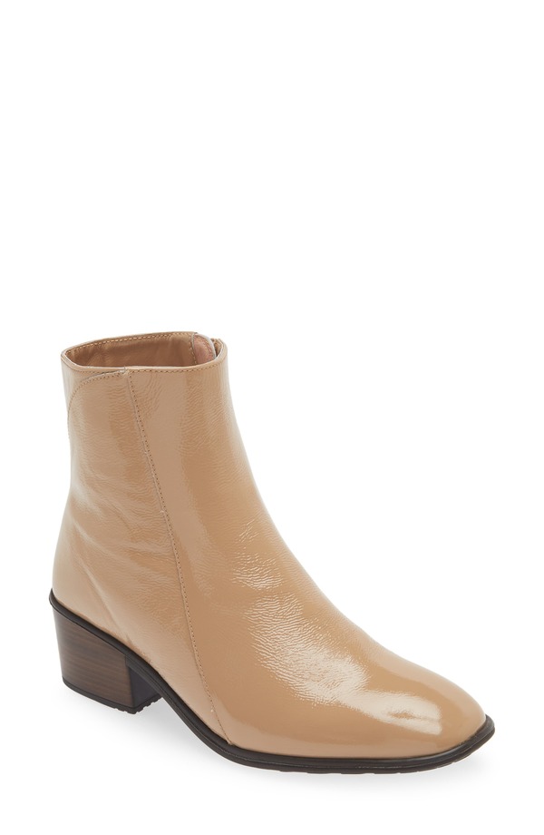 ナオト レディース シューズ ブーツ・レインブーツ Naot Goodie Zip Boot Camel Crinkle Patent Leather キャメル