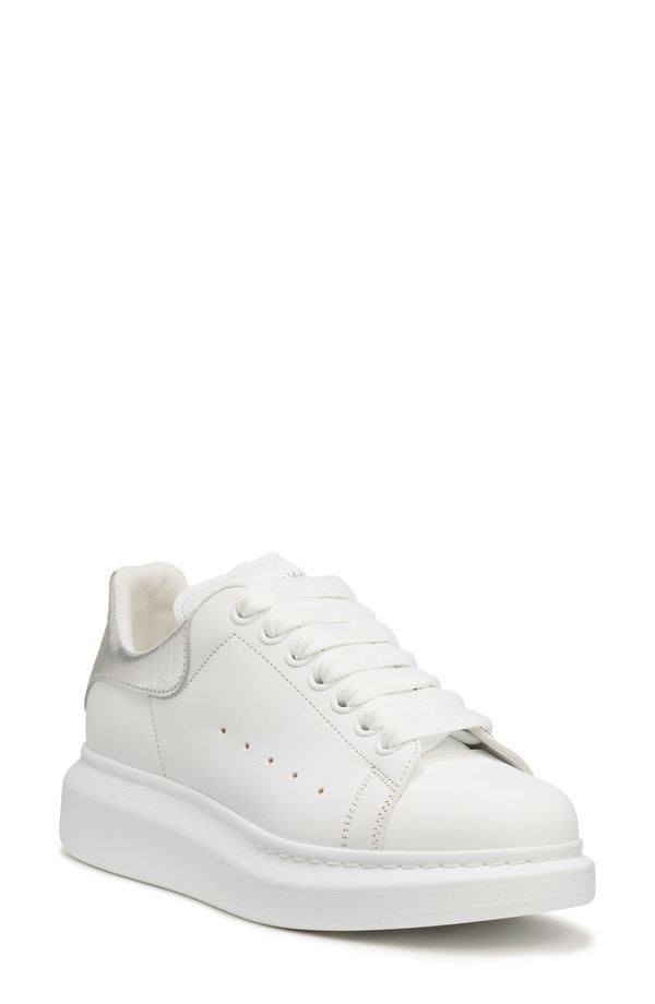 マックイーン レディース シューズ スニーカー McQueen Oversized Sneaker White/ Silver ホワイト｜ReVida 店