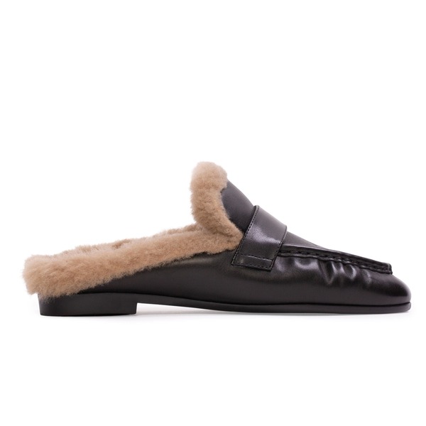 ブラックスエードスタジオ レディース シューズ スリッポン・ローファー 後ろ側食い違い BLACK SUEDE STUDIO Theo Backless Loafer Black Leather 黒いこと