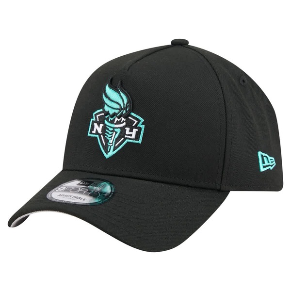 ニュー内鰓 レディース 付属品 鳥打ち帽 ロゴタイプ Men\u0027sNew Era Black New York Liberty Core Logo A-Frame 9FORTY Adjustable Hat Black 黒いこと ハット-レディース帽子-帽子