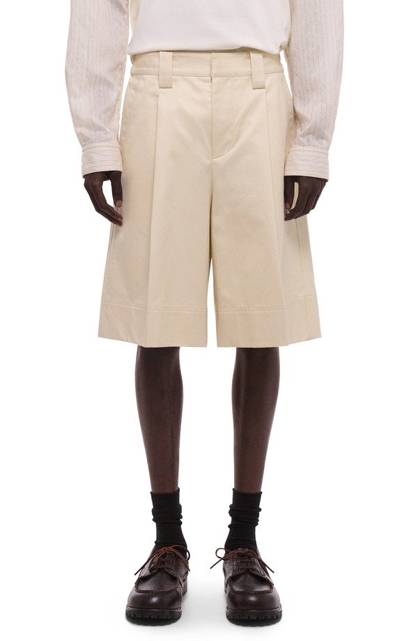 ヘルムート ラング メンズ ボトムス ハーフパンツ・ショーツ リラックスフィット ショートパンツ Helmut Lang Relaxed Fit Pleat Front Chino Shorts Oatmeal オートミール