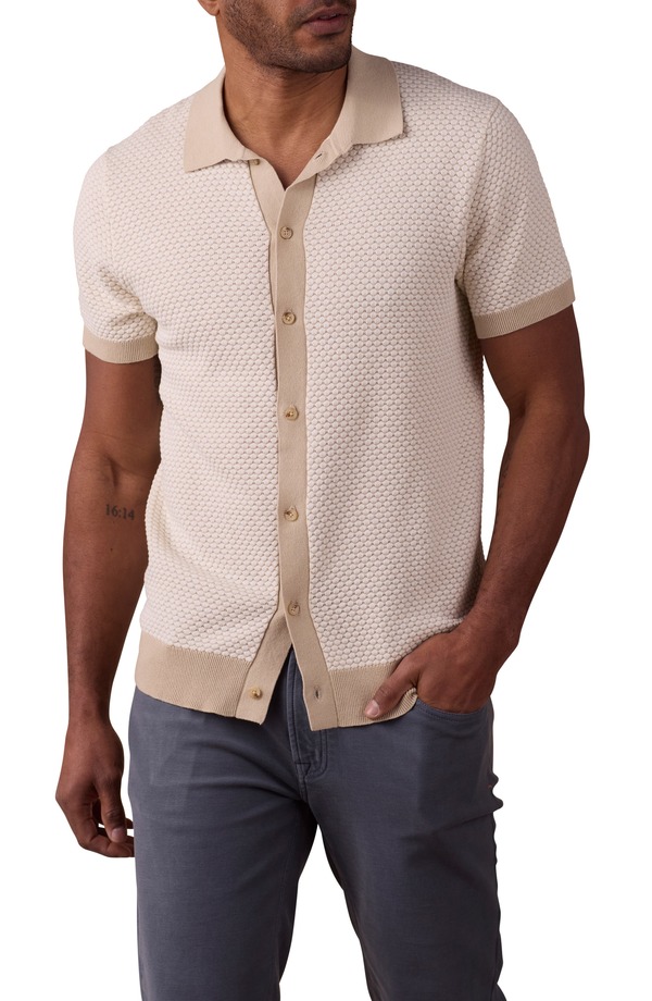並大抵ブランド名 メンズ トップス プルオーバー 編み物 The Normal Brand Robles Jacquard Knit Short Sleeve Button-Up Shirt Ivory/ Khaki 象牙色