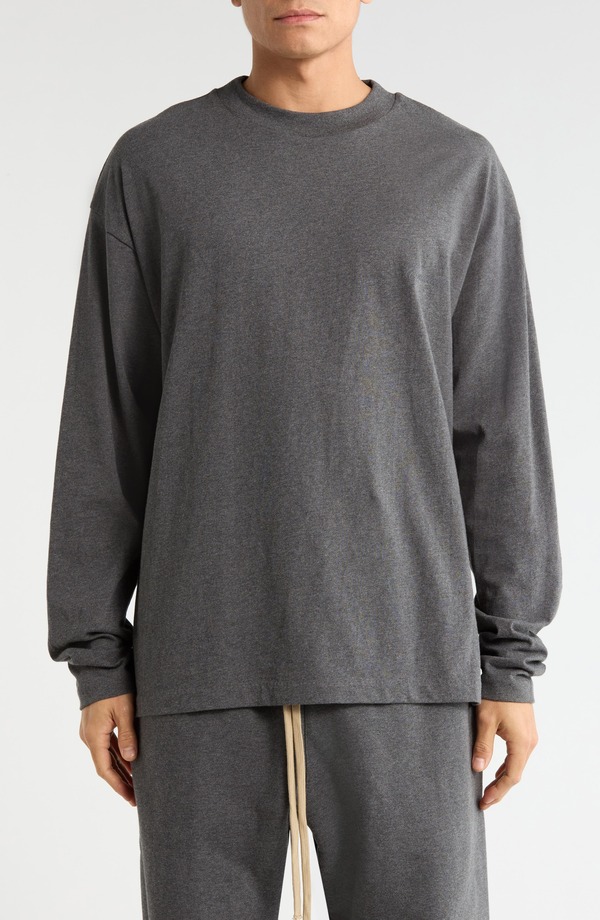 フィアオブゴッド メンズ トップス プルオーバー 刺しゅう ロゴタイプ Fear of God Essentials Classic Fit Embroidered Logo Long Sleeve T-Shirt Charcoal Heather 濃灰色