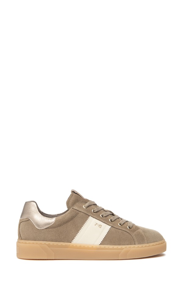 ネーロ ジャルディーニ レディース シューズ スニーカー NeroGiardini Retro Low Top Sneaker Taupe トープ｜ReVida 店