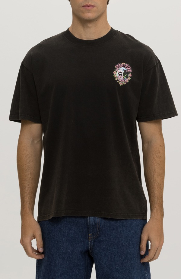 マウイアンドサン メンズ トップス Tシャツ グラフィック Maui & Sons x Pabst Blue Ribbon Shark Can Graphic T-Shirt Black ブラック