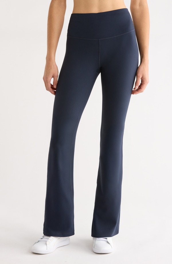 ゼラ レディース ボトムス カジュアルパンツ レギンス Zella Live In Flare Leggings Navy Sapphire ネイビー