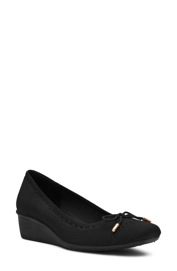アンクライン レディース シューズ 踵 Anne Klein Wesson Wedge Pump Black/ Black 黒いこと