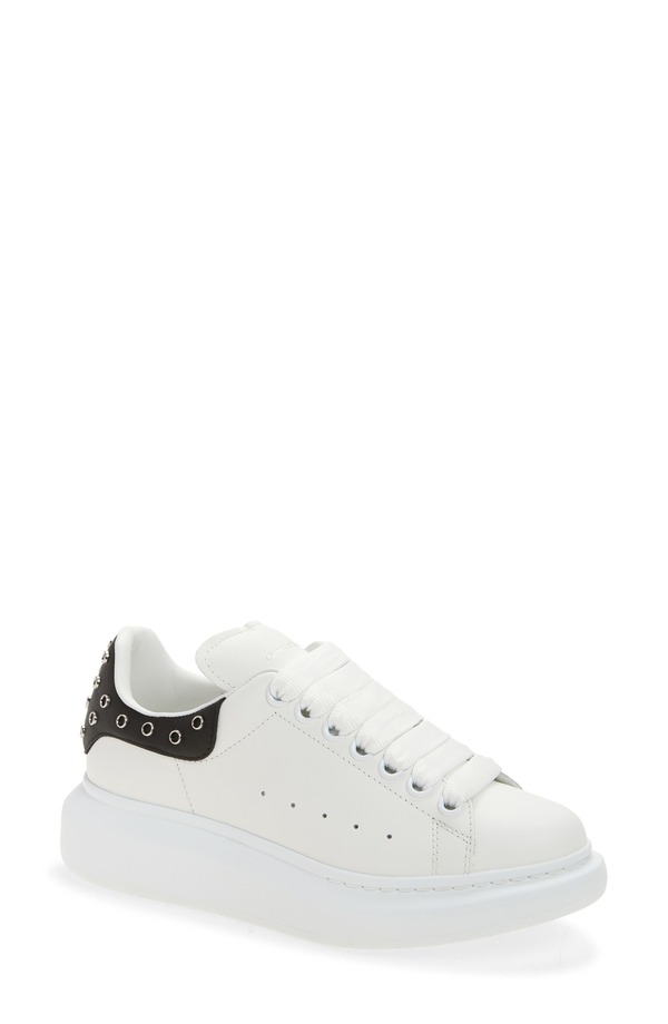 マックイーン レディース シューズ スニーカー McQueen Grommet Ring Oversize Sneaker White ホワイト｜ReVida 店