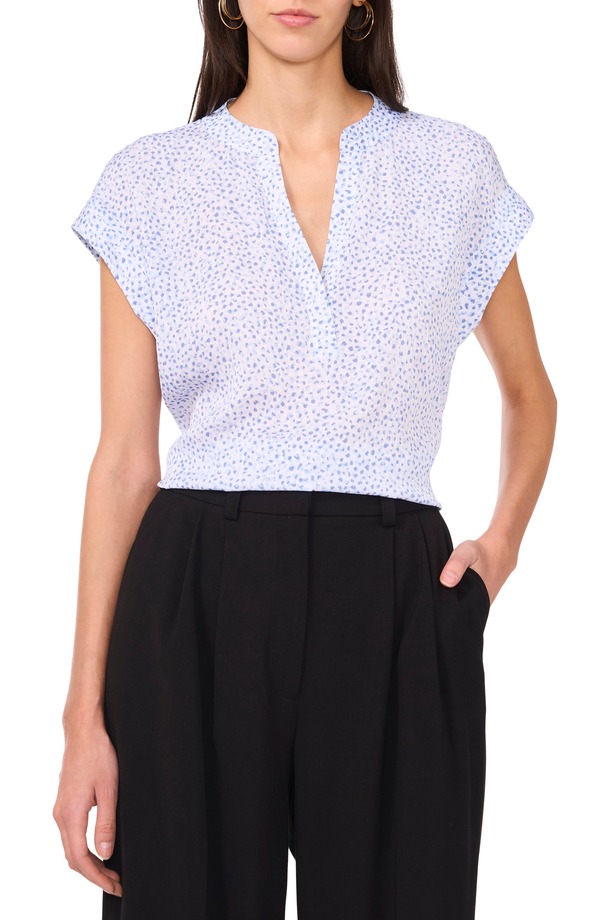 ヴィンスカムート レディース トップス シャツ プリント Vince Camuto Dot Print Split Neck Top Lake Breeze｜ReVida 店