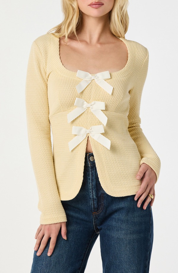 アストール レディース トップス シャツ ASTR the Label Split Front Bow Top Yellow イエロー