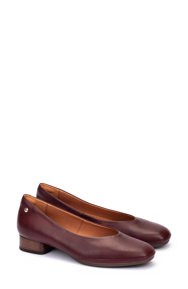 ピコリーノス レディース シューズ パンプス PIKOLINOS Ubeda Pump Garnet