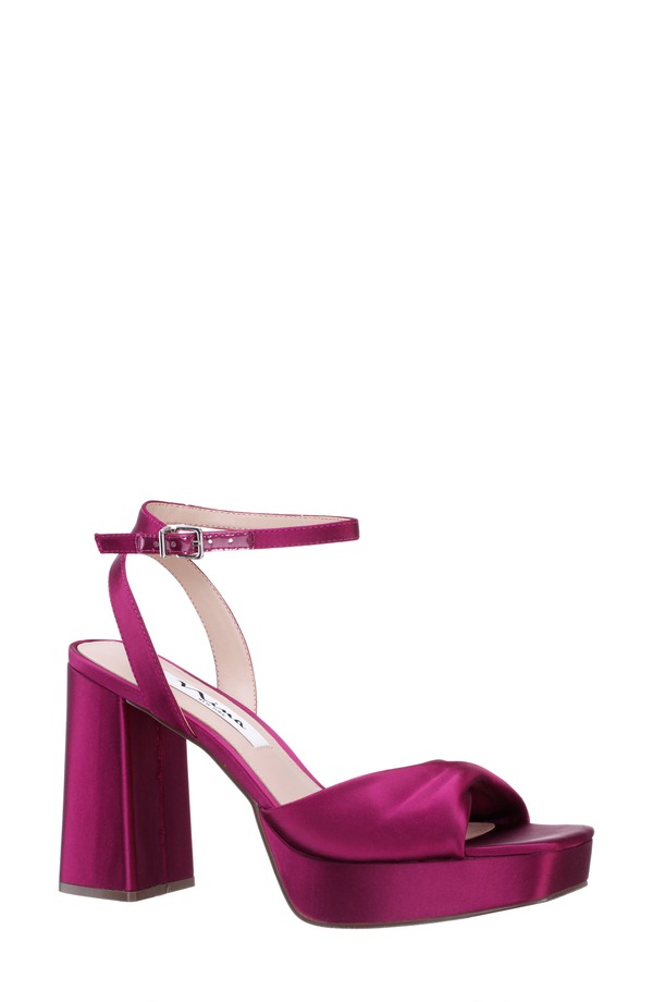 ニナ レディース シューズ 踵 サンダル Nina Stacie Sandal Wine ぶどう酒