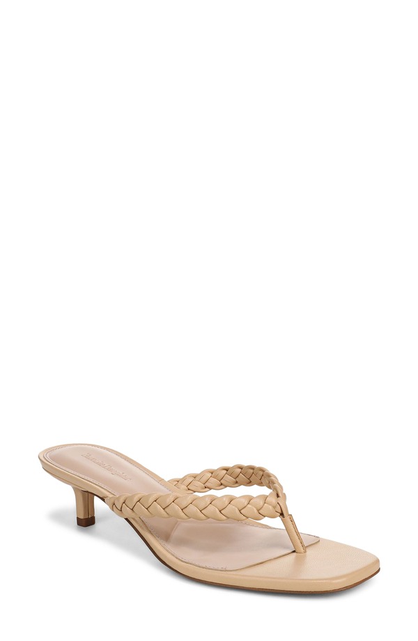 フェイバリット ドーター レディース シューズ 踵 サンダル Favorite Daughter Sutton Kitten Heel Sandal Warm Sand 砂子