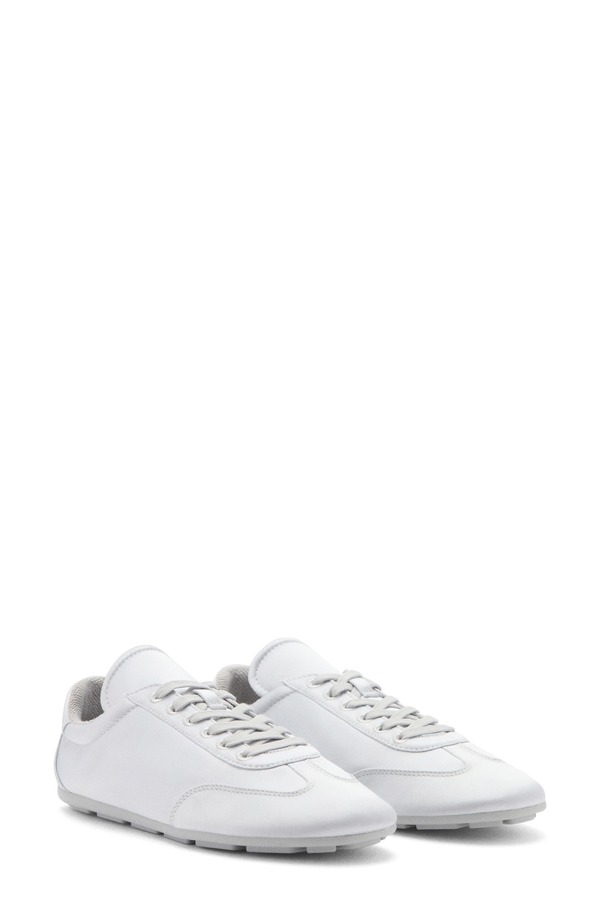 マンゴ レディース シューズ スニーカー サテン MANGO Satin Sneaker Silver シルバー|ReVida 店