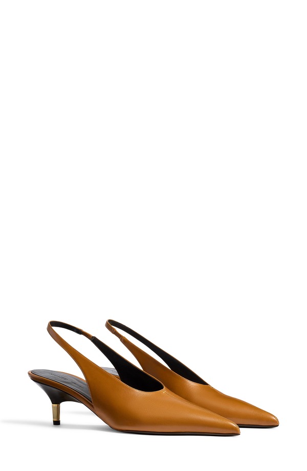 紙凧 レディース シューズ パンプス 踵 Khaite Bella Kitten Heel Slingback Pump Cuoio