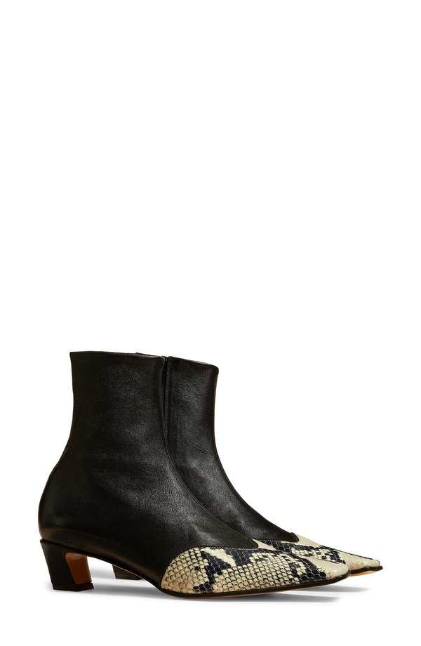 紙凧 レディース シューズ ブーツ・レインブーツ 旗がしら Khaite Dallas Cap Toe Sock Bootie Black/ Natural 黒いこと