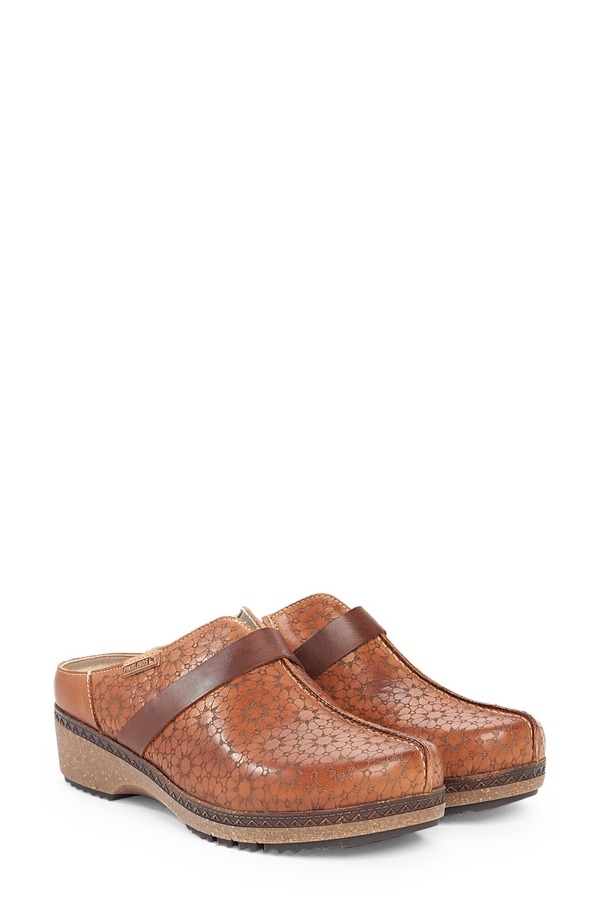 ピコリーノス レディース シューズ サンダル フラワー柄 フラワー PIKOLINOS Granada Floral Embossed Clog Brandy|ReVida 店