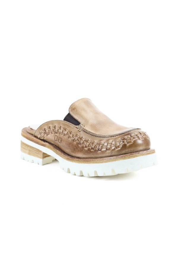 ベッドステュ レディース シューズ サンダル プラットフォーム Bed Stu Fuel Platformule Oats Rustic｜ReVida 店