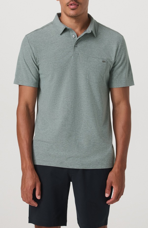 ビュオーリ メンズ トップス ポロシャツ Vuori Ace Polo Slate Rock スレート|ReVida 店