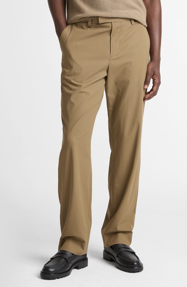 ヴィンス メンズ ボトムス カジュアルパンツ コットン Vince Louie Flat Front Cotton Chinos Kalamata｜ReVida 店