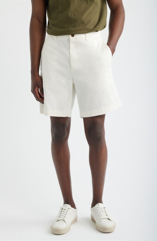 セオリー メンズ ボトムス ハーフパンツ・ショーツ ショートパンツ コットン Theory Standard Chino in Moonsoft Cotton Blend Shorts Winter Ivory アイボリー