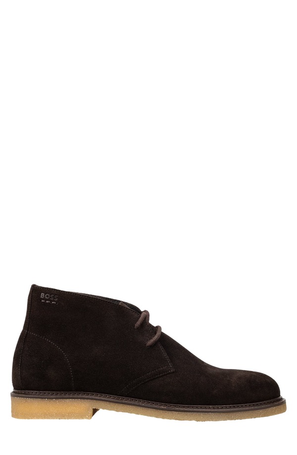 ボス メンズ シューズ ブーツ・レインブーツ スエード BOSS Kope Suede Chukka Boot Dark Brn｜ReVida 店