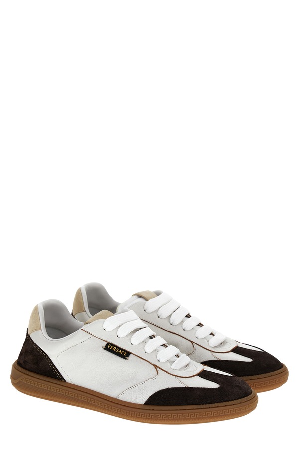 ヴェルサーチ メンズ シューズ スニーカー Versace Greca Court Low Top Sneaker Moka White 白いこと