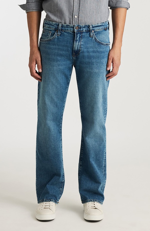 マーヴィ デニム メンズ ボトムス ジーンズズボン下 ブーツとり捨てる ブーツ Mavi Jeans Josh Bootcut Jeans Dark Brushed Classic Denim ジーンズ