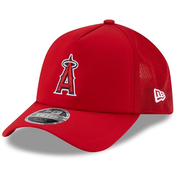 ニューエラ メンズ アクセサリー 帽子 Men New Era Red Los Angeles Angels 2026 Batting Practice Apex 9FORTY Adjustable Trucker Hat Red レッド