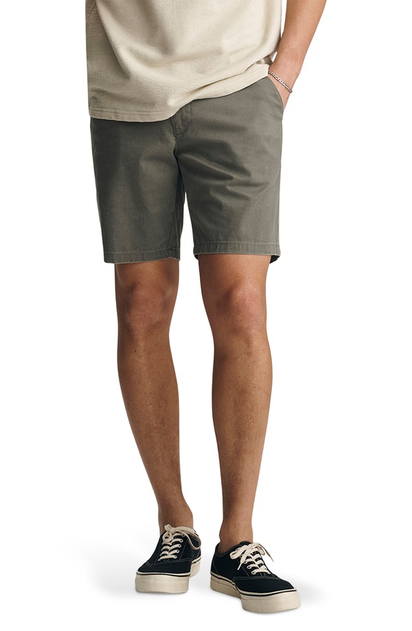 マーヴィ デニム メンズ ボトムス 二分の一ズボン下・さる股引き 遊撃手ズボン下 Mavi Jeans Noah Flat Front Stretch Twill Shorts Olive Vintage Colored オリーブ