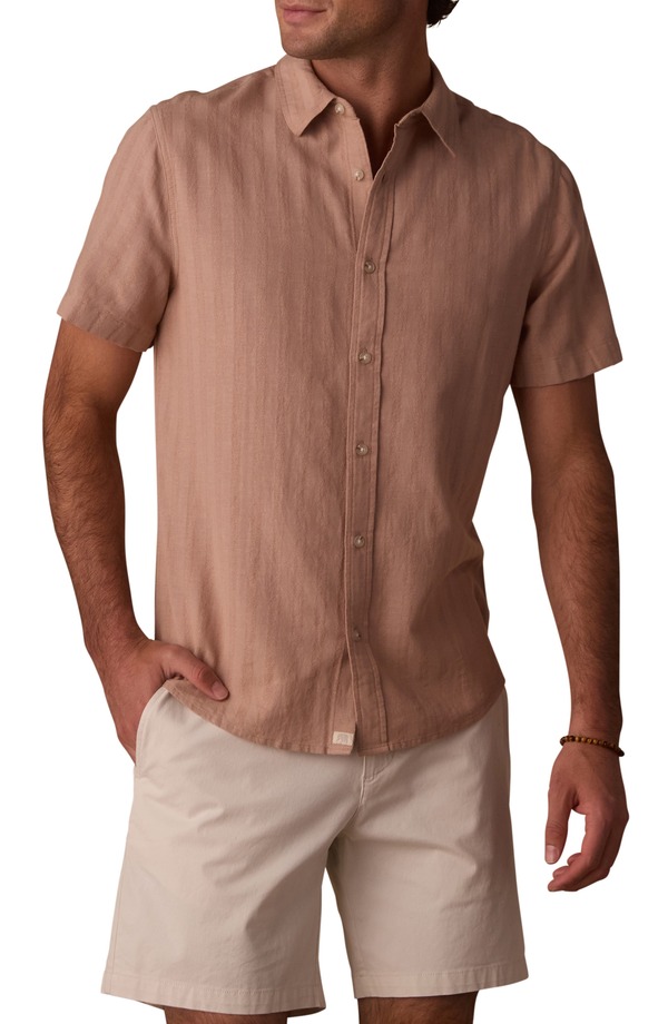 ノーマルブランド メンズ トップス シャツ The Normal Brand Freshwater Everyday Short Sleeve Button-Up Shirt Flax|ReVida 店