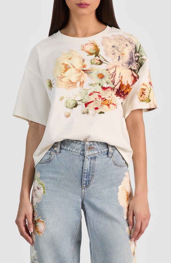 アリス アンド オリビア レディース トップス シャツ Alice + Olivia Evan Appliqu Oversize T-Shirt Ecru/ Multi エクリュ｜ReVida 店