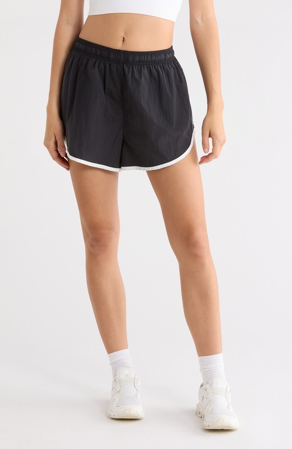 フリーピープル レディース ボトムス 二分の一ズボン下・さる股引き 遊撃手ズボン下 Free People FP Movement Now or Neverun Shorts Black Combo 黒いこと