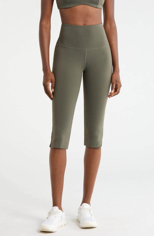 エムピージー レディース ボトムス レギンス 旗がしら MPG Sculpt Capri Leggings Kambaba