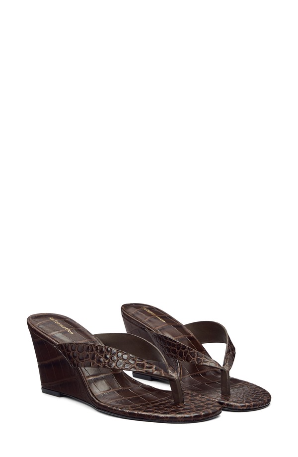 リフォーメーション レディース シューズ 踵 サンダル Reformation Jessie Wedge Thong Sandal Chocolate Croc 黒茶